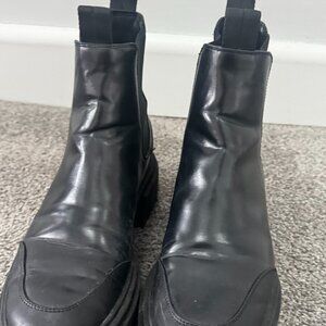 Zara Lug Sole | 100% leather | rubber sole | size 42 (fits 10 with thick sock)